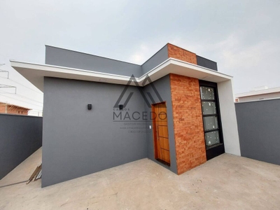 Casa, 2 quartos, 200 m² - Foto 1