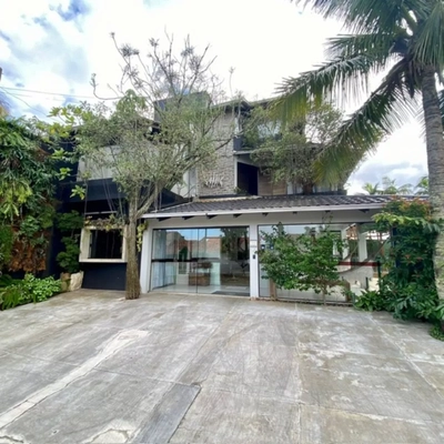 Prédio Inteiro - Foto 1