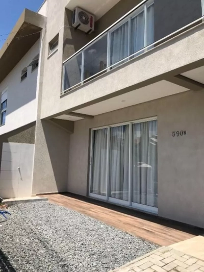 Casa, 2 quartos, 140 m² - Foto 1