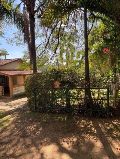 Chácara, 3 quartos, 1552 m² - Foto 2