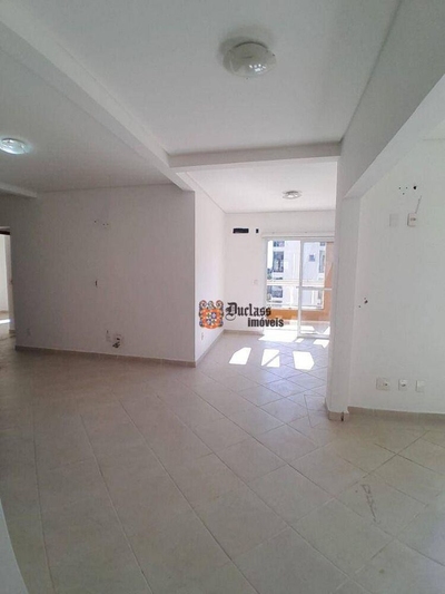 Cobertura, 3 quartos, 221 m² - Foto 1