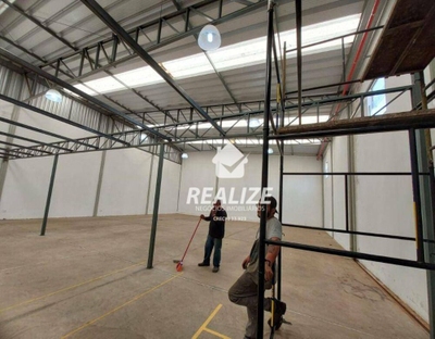 Depósito-Galpão, 2050 m² - Foto 1