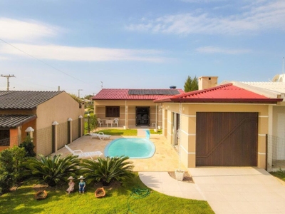 Casa, 3 quartos, 194 m² - Foto 1