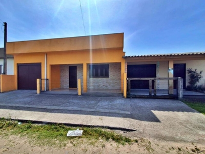 Casa, 4 quartos, 198 m² - Foto 2