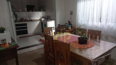 Casa, 3 quartos, 153 m² - Foto 2