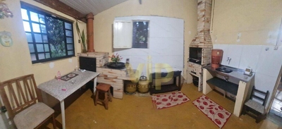 Casa, 4 quartos, 145 m² - Foto 1