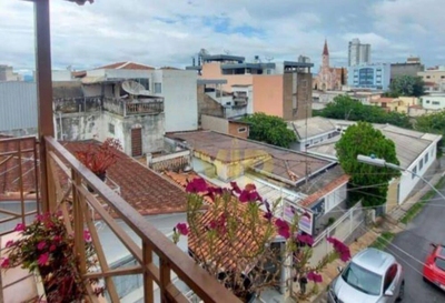Sobrado, 2 quartos, 320 m² - Foto 1