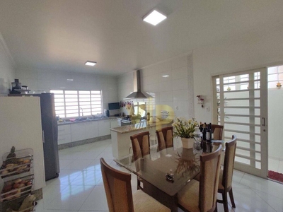 Casa, 3 quartos, 380 m² - Foto 4