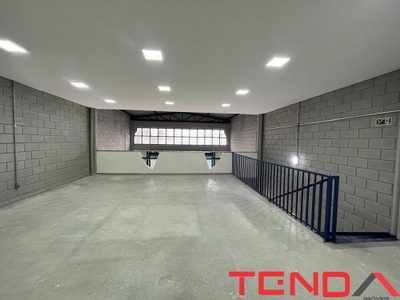 Depósito-Galpão, 240 m² - Foto 2