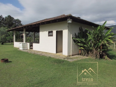 Sítio, 4 quartos, 2570 m² - Foto 3