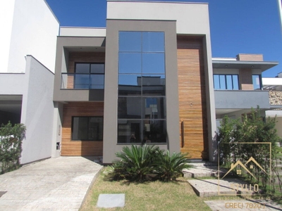 Casa, 3 quartos, 184 m² - Foto 1