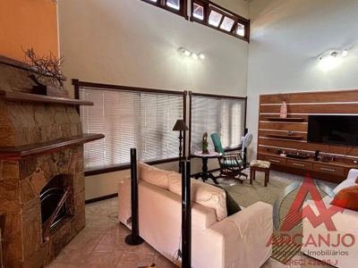 Casa, 3 quartos, 249 m² - Foto 2