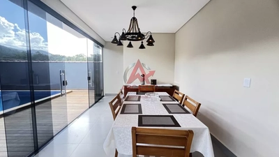 Casa, 5 quartos, 770 m² - Foto 2