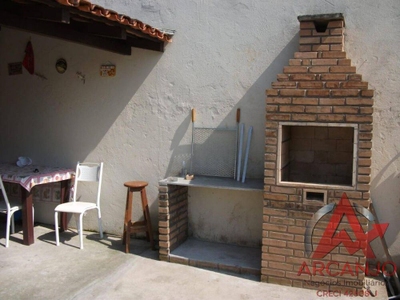 Casa, 3 quartos, 200 m² - Foto 1