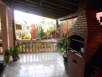 Casa, 3 quartos, 205 m² - Foto 1