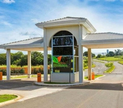 Terreno, 246 m² - Foto 1