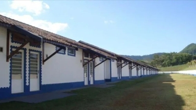 Sítio, 32 quartos, 116000 m² - Foto 2