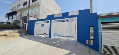 Casa, 2 quartos, 80 m² - Foto 1