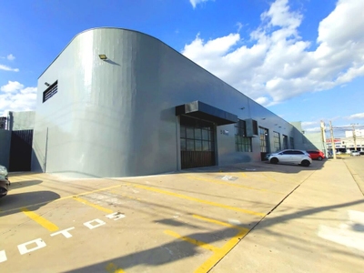 Loja-Salão, 881 m² - Foto 1