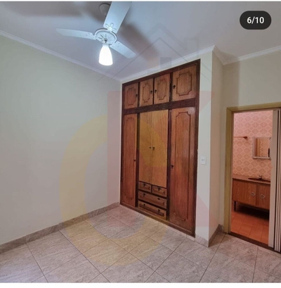 Casa, 4 quartos, 245 m² - Foto 2