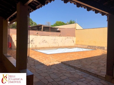 Casa, 4 quartos, 265 m² - Foto 2