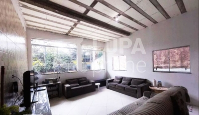 Casa, 3 quartos, 228 m² - Foto 2