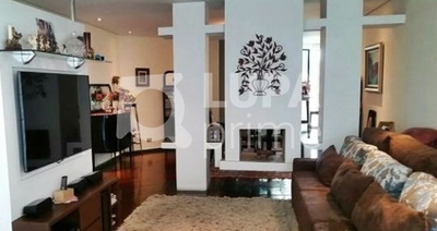 Casa, 7 quartos, 600 m² - Foto 1