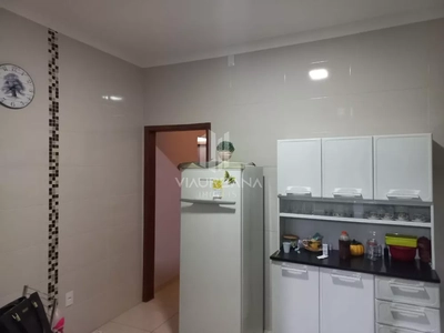 Casa, 2 quartos, 130 m² - Foto 1