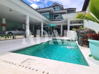 Casa, 4 quartos, 300 m² - Foto 1