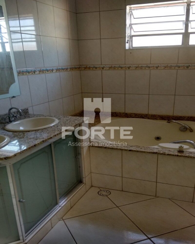 Casa, 4 quartos, 380 m² - Foto 1