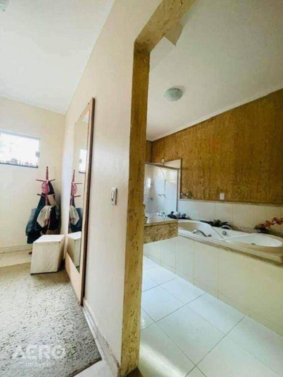 Casa, 4 quartos, 278 m² - Foto 3