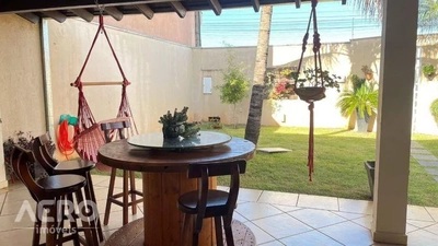 Casa, 2 quartos, 145 m² - Foto 1