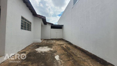 Casa, 3 quartos, 180 m² - Foto 2