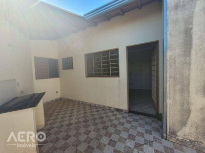Casa, 3 quartos, 133 m² - Foto 1