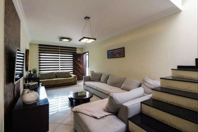 Sobrado, 3 quartos, 220 m² - Foto 1