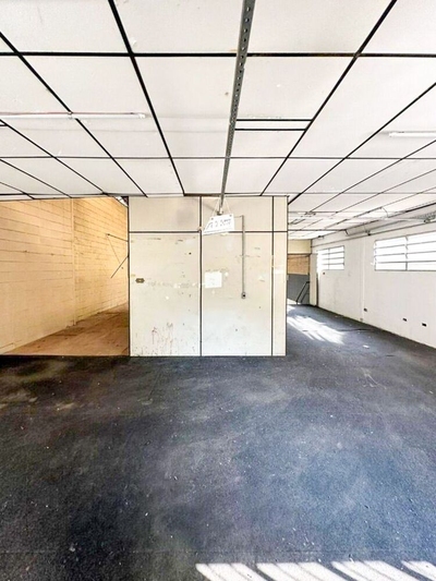 Depósito-Galpão, 700 m² - Foto 1