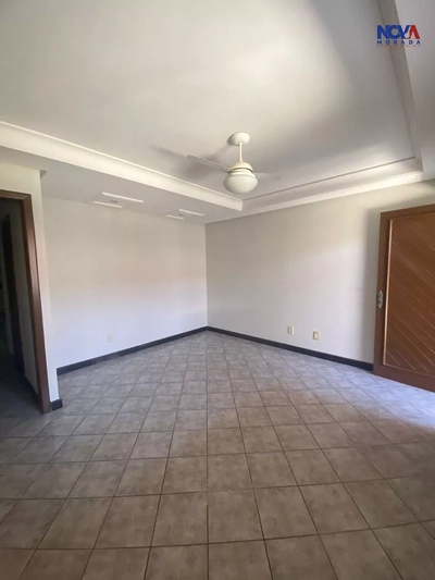 Casa, 4 quartos, 250 m² - Foto 3