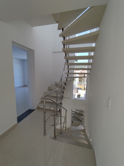Sobrado, 3 quartos, 276 m² - Foto 2