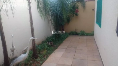 Casa, 3 quartos, 168 m² - Foto 2