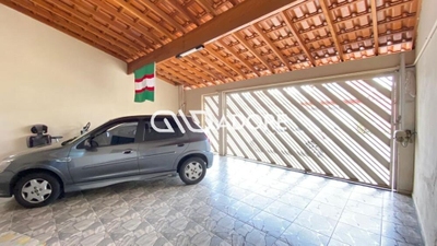 Casa, 2 quartos, 161 m² - Foto 1