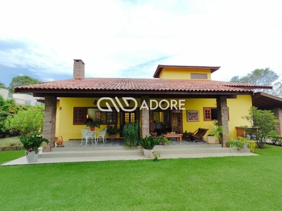 Casa, 4 quartos, 304 m² - Foto 1