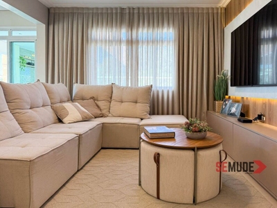 Apartamento, 3 quartos, 243 m² - Foto 1