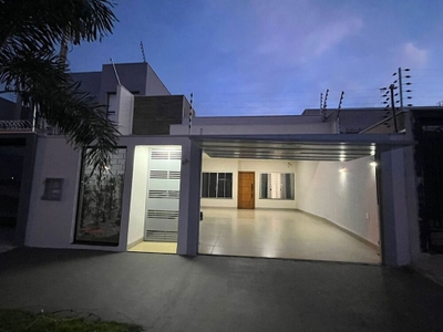 Casa, 3 quartos, 139 m² - Foto 1