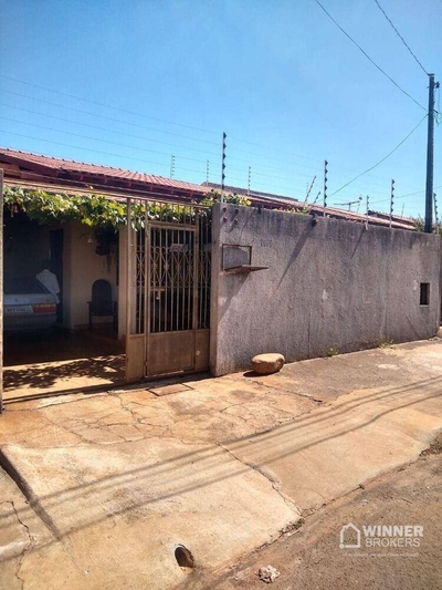 Casa, 2 quartos, 170 m² - Foto 1