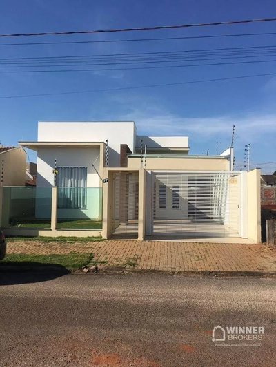 Casa, 3 quartos, 200 m² - Foto 1
