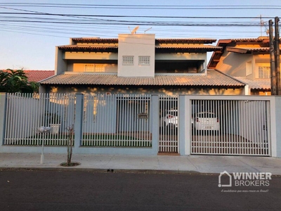 Sobrado, 4 quartos, 298 m² - Foto 1