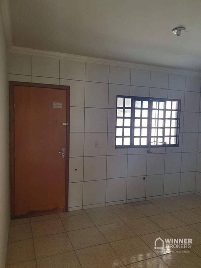 Casa, 3 quartos, 81 m² - Foto 4