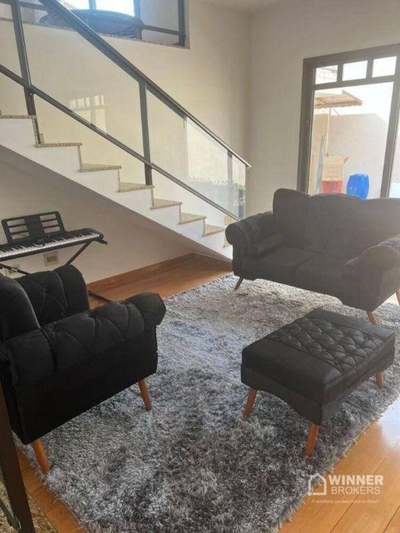 Casa, 3 quartos, 270 m² - Foto 1