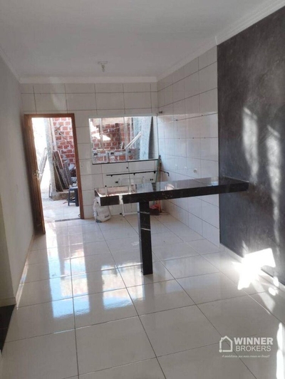 Casa, 2 quartos, 70 m² - Foto 1