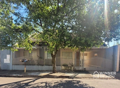 Casa, 3 quartos, 222 m² - Foto 2